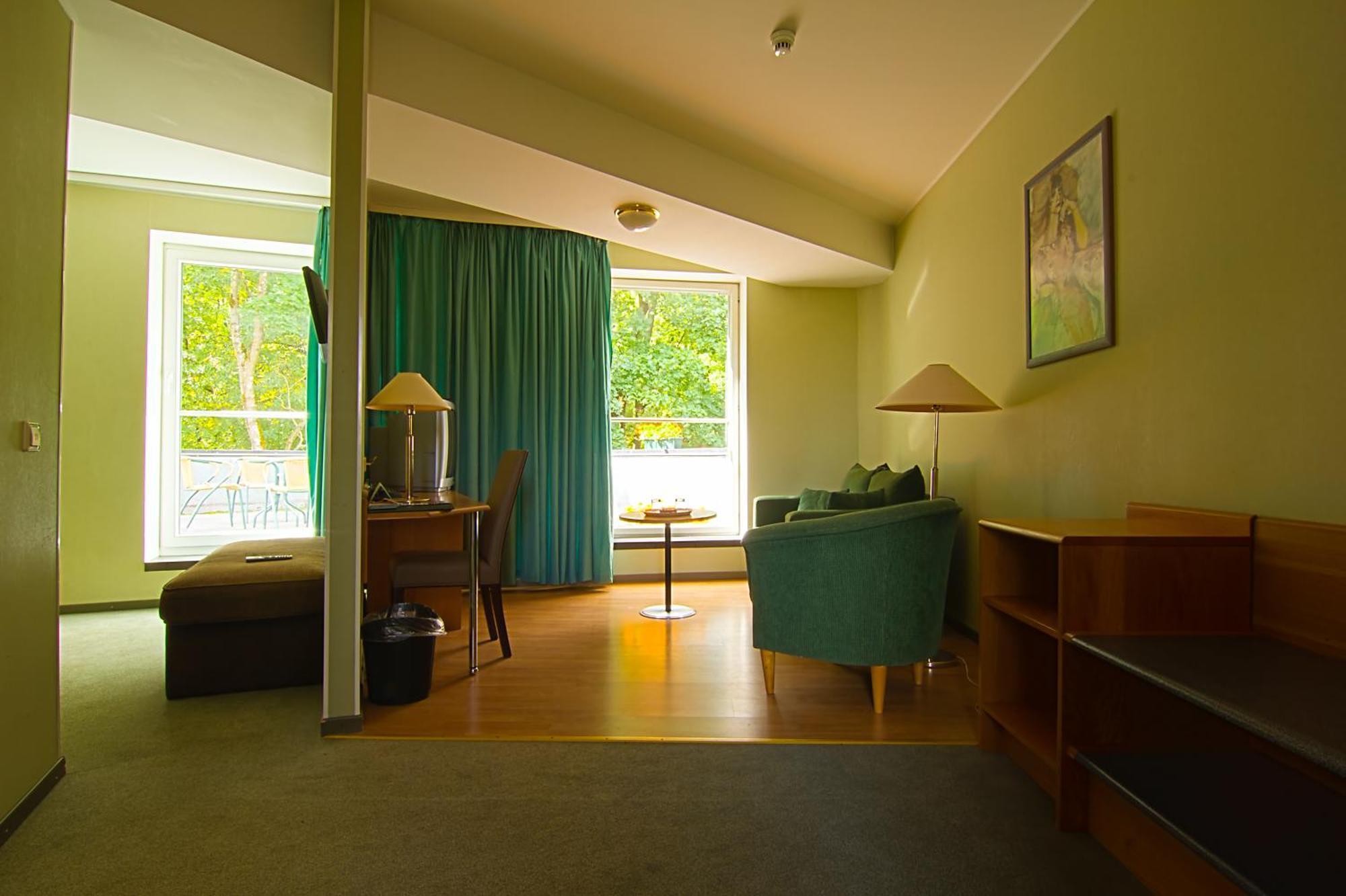 Barclay Hotel Tartu Ngoại thất bức ảnh
