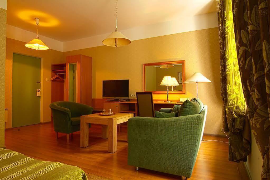 Barclay Hotel Tartu Ngoại thất bức ảnh